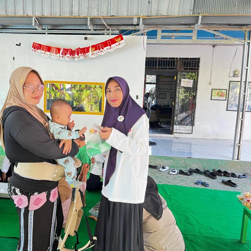 POSYANDU DESA BAWAHAN SEBERANG KEGIATAN RUTIN PANTAU KESEHATAN DAN PERTUMBUHAN ANAK-ANAK
